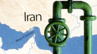 Снимка: Проф. Чуков: Ормузкият проток е най-силното икономическо оръжие в ръцете на Иран