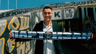 Сръбски гранд представи наш национал