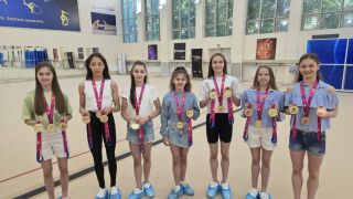 Скъсан цип едва не коства световната титла на ансамбъла ни (ВИДЕО)