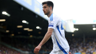 Необяснима забрана: Илия Груев и Лийдс ще играят без публика