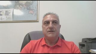 Снимка: „Кореспонденцията от имейл мина по телефона“: Големи вериги с натиск върху производители, без да оставят следи