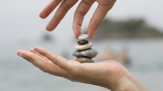 Здрави като/с камъни