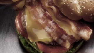 Всичко, което ядем, ни убива