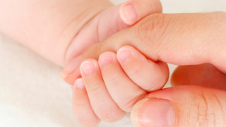 Дилемата майчино мляко или бутилка