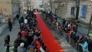 Журито и водещата на България търси талант