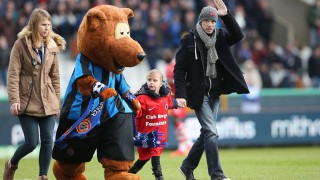 Да отложиш смъртта си заради мач (ВИДЕО)