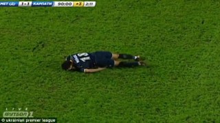 Едва ли сте виждали по-нагла симулация! (ВИДЕО)