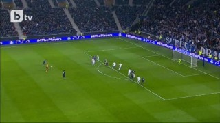 Каземиро прави резултата 3:0 за Порто (ВИДЕО)