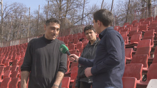 Майстор Дидо Василев ремонтира 