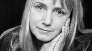 Елена Йончева ще роди до месец