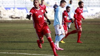 Каранга за гола си: Топката беше силна, удари се в рамото ми