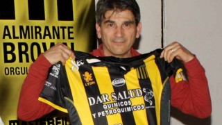 Аржентински фенове стрелят по къщата на президента на клуба 