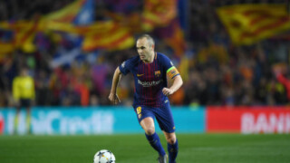 Иниеста на крачка от Китай