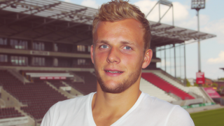 Футболист пропуска мач, за да спаси живот