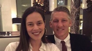 Семейство Швайнщайгер стават четирима