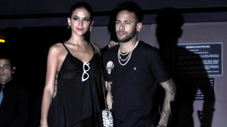 Контузеният Неймар във вихъра на танца (ВИДЕО)