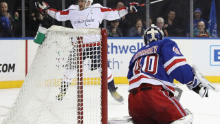 Александър Георгиев направи 37 спасявания срещу шампиона, но сбърка в края (ВИДЕО)