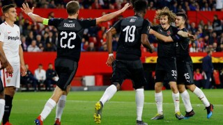 Чешкият Давид Луис вкара най-случайния гол от началото на сезона (ВИДЕО)