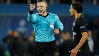 УЕФА обясни защо има дузпа за 