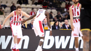 Везенков с 12 точки при победа на 