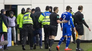 Ултрас срещу футболист: Сблъсък по шотландски (ВИДЕО)