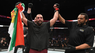 Българската подкрепа, която вдъхнови Багата за победа (ВИДЕО)