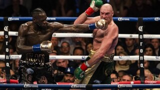 DAZN предложи $100 млн. на Уайлдър за два мача с Джошуа