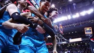 Победен кош зад центъра в Лигата на извънземните (ВИДЕО)