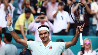 Федерер отнесе Медведев за 61 минути