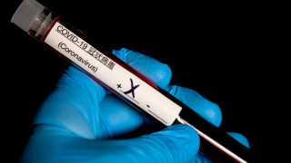 Шест положителни проби за COVID-19 в английската Висша лига