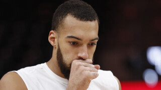 Заразеният Гобер се извини за подигравката с коронавируса