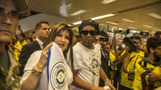 Роналдиньо участвал в схема за пране на пари?