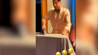 Под карантина: Хоакин с ютия в ръка и песен на уста (ВИДЕО)