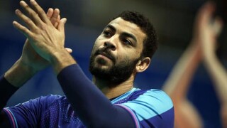 Нгапет се излекува от коронавирус и се прибира вкъщи (ВИДЕО)