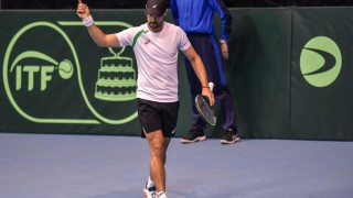 Кузманов отстъпи на Виясеньор, Мексико ни победи за купа 