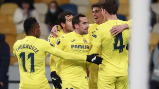 Исторически голове приближиха 