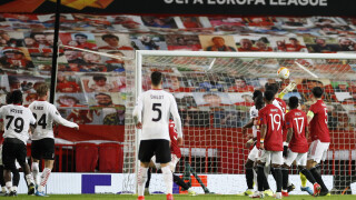 Късен гол запази интригата между 