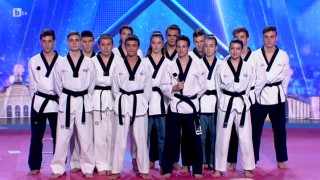 Златен бутон за отбора по таекуондо!