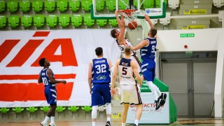 Руснаци разбиха 