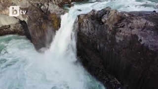 Да се спуснеш с каяк по един от най-красивите водопади в света (ВИДЕО)