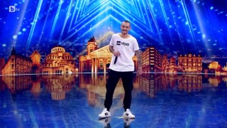 Емил представи своя авторска песен 