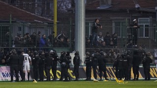 Ексцесии на дербито: Фенове на 