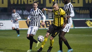 Хвърлени седалки, пропусната дузпа и победа за 