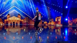 Лоренцо Гусланди впечатли журито с умението си да кара фристайл кънки