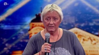 Румяна Тодорова танцува на музиката на легендарната рок група AC/DC