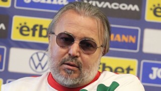 Ясен Петров 