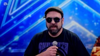 Surmata Harry разцепи сцената със своето музикално изпълнение