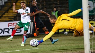 Куп пропуски лишиха младежите от престижна победа