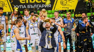 Хаджисотиров: Показахме шампионски дух и характер (ВИДЕО)