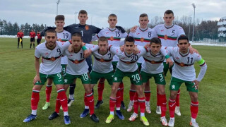 Късен жълт картон класира юношите за Евро 2022